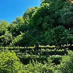 Villa Castle View Traditional House - Free Parking On Site *