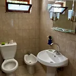 Castle View Traditional House - Free Parking On Site 别墅 *