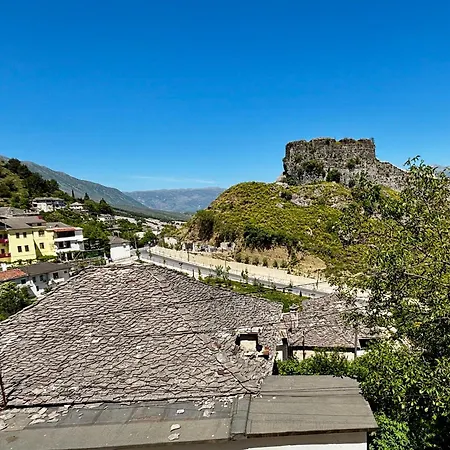 Castle View Traditional House - Free Parking On Site * Gjirokastra