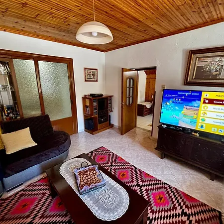 Castle View Traditional House - Free Parking On Site * Gjirokastra